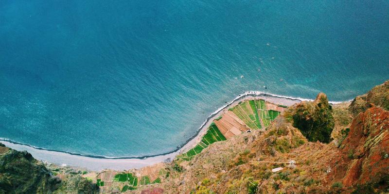 客户体验管理咨询：从触点优化到旅程重塑，驱动企业业绩增长的战略规划